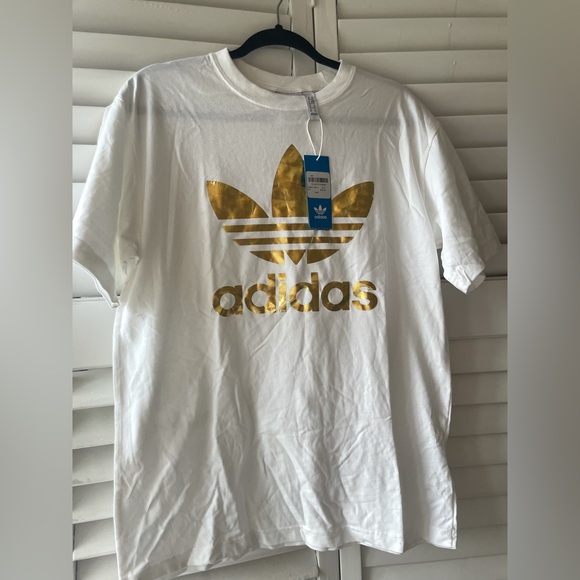 Adidas T-Shirt - Picture 1 of 3